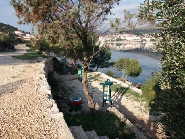 Apartmani Marta Marina Bagian luar foto