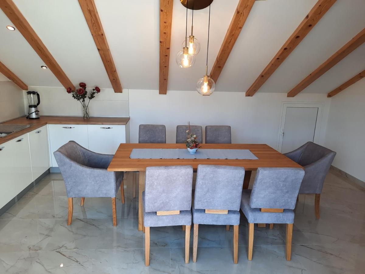 Apartmani Marta Marina Bagian luar foto