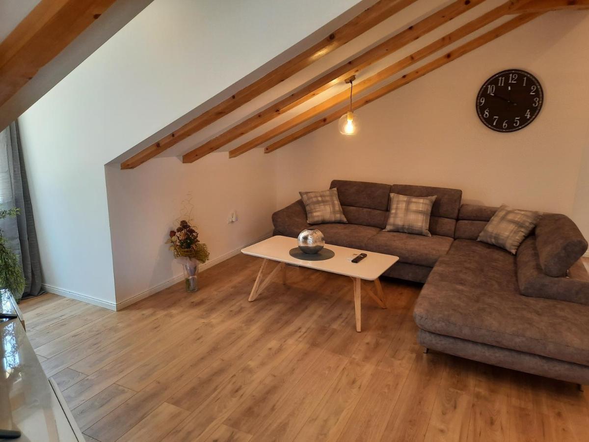 Apartmani Marta Marina Bagian luar foto
